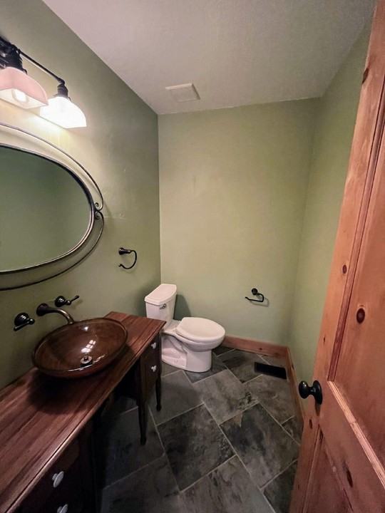 2327 750 W St - Photo 4 of 18