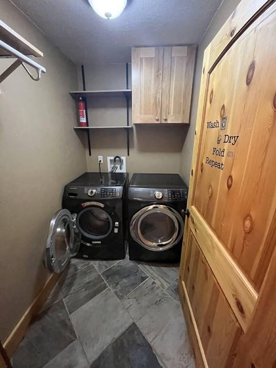 2327 750 W St - Photo 5 of 18
