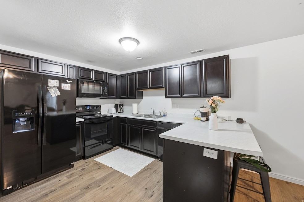 86 E Rose Way - Photo 4 of 7