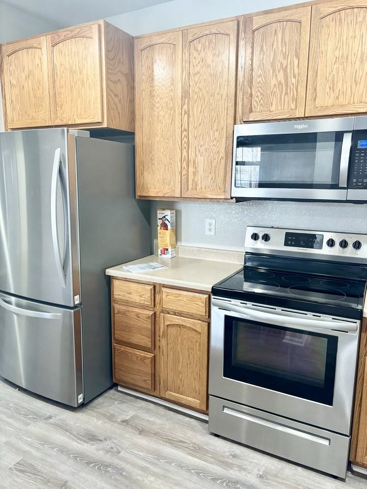3852 S Dallas St - Photo 5 of 18