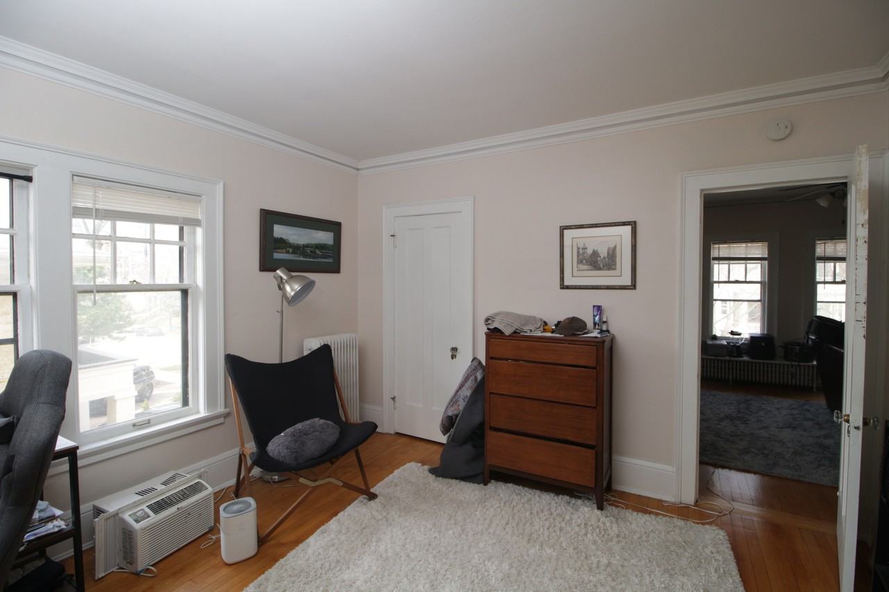 2119 E Kenilworth Pl #3 - Photo 5 of 9