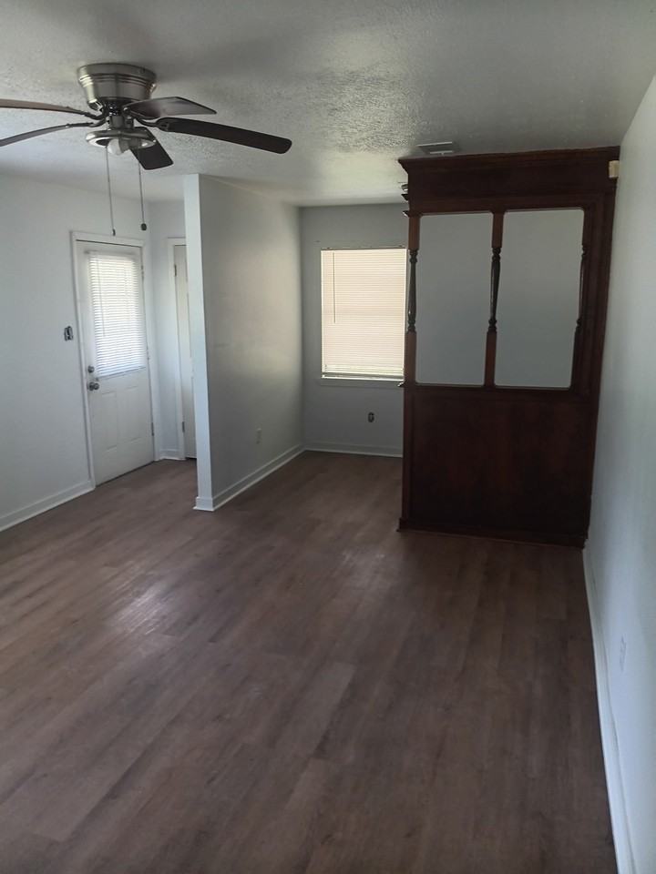 2873 Teresa Dr - Photo 5 of 13
