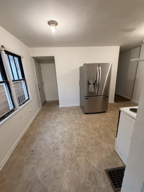 3022 English Ave #3022 - Photo 3 of 8