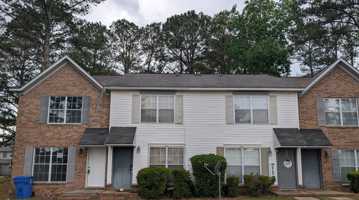 featured image of 102 Woodleigh Rd #4
