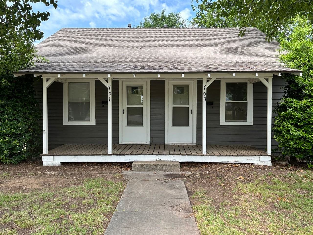 703 N Boulevard