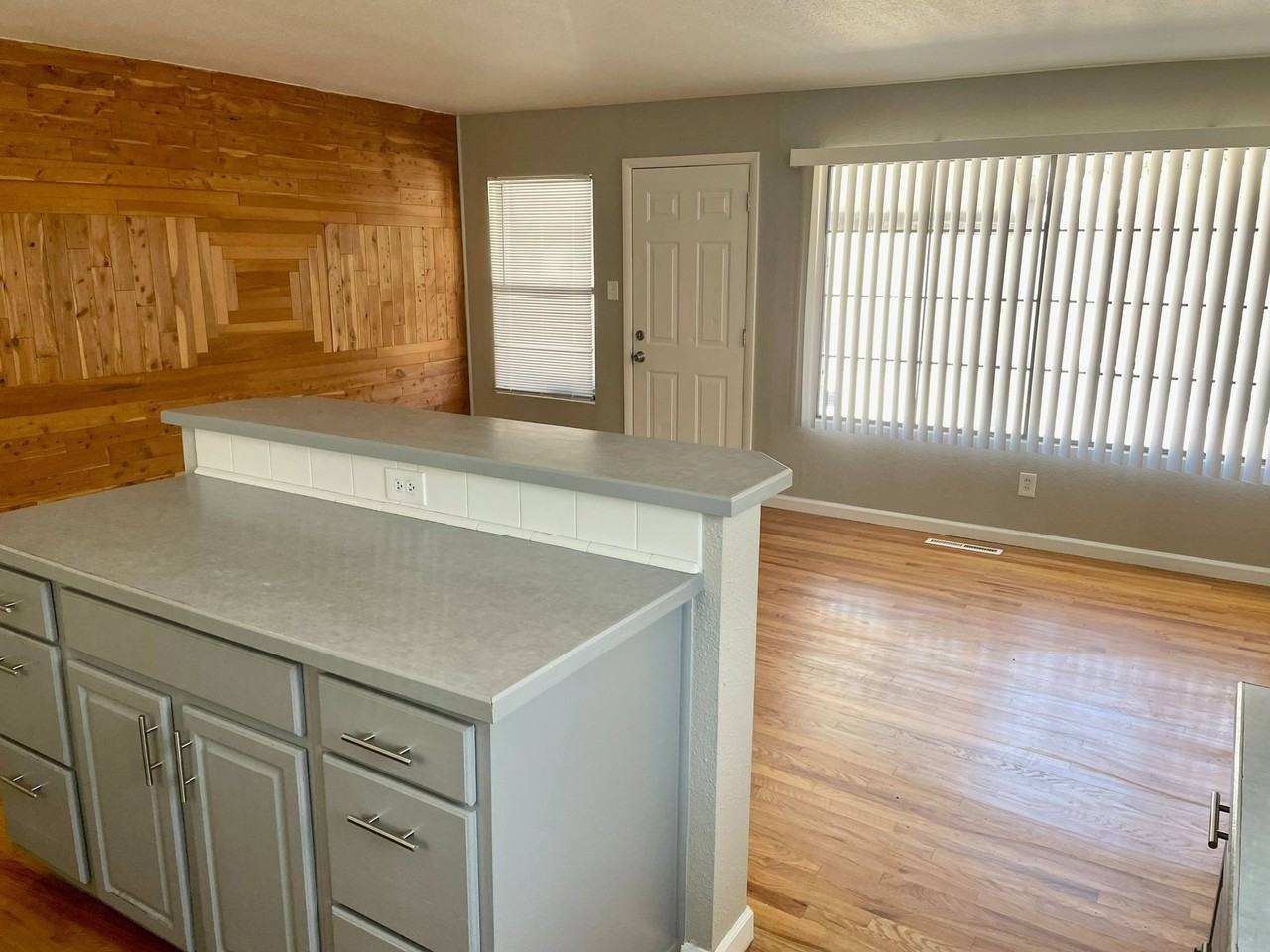 441 Cragmore - Photo 6 of 13