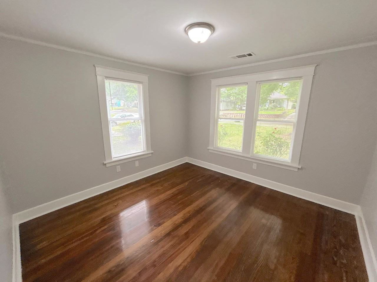 3583 Douglass Ave - Photo 3 of 14