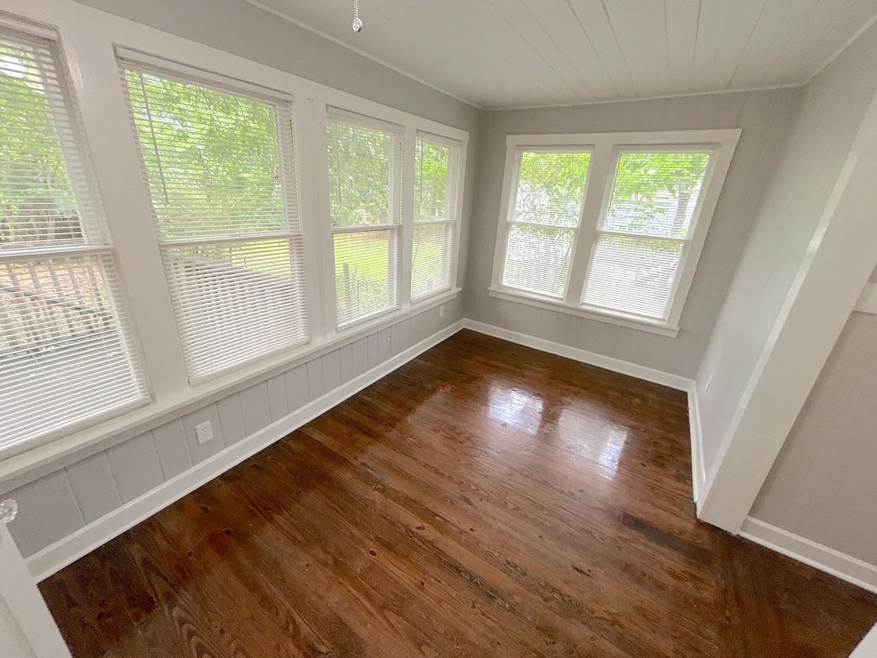 3583 Douglass Ave - Photo 6 of 14