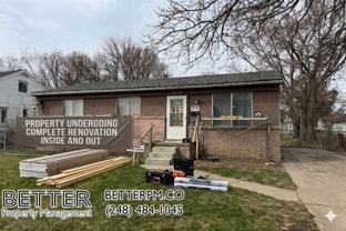 8285 Rivard Ave - Photo 1 of 1