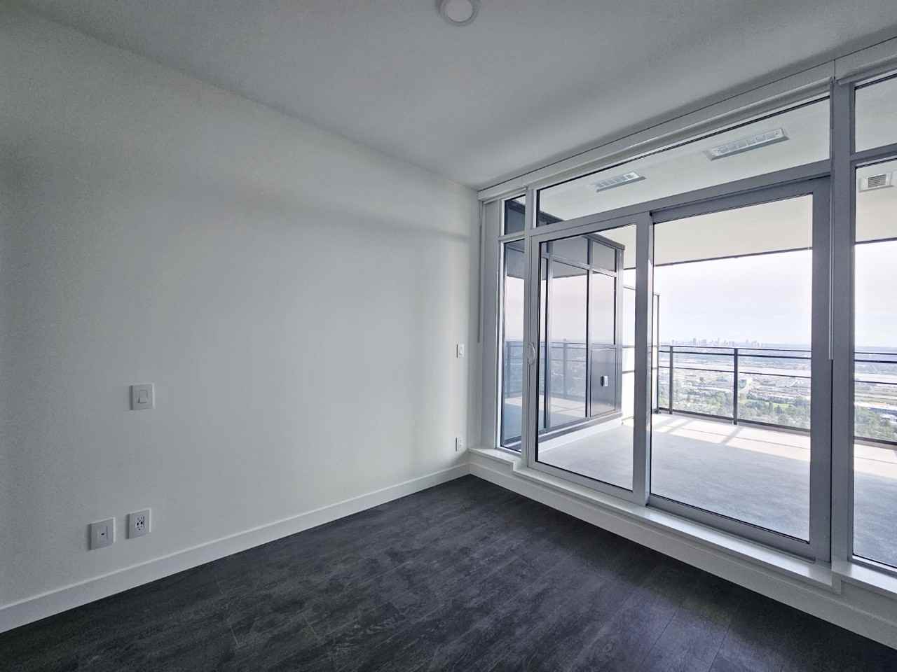 505 Nelson Street #21F - Photo 3 of 24