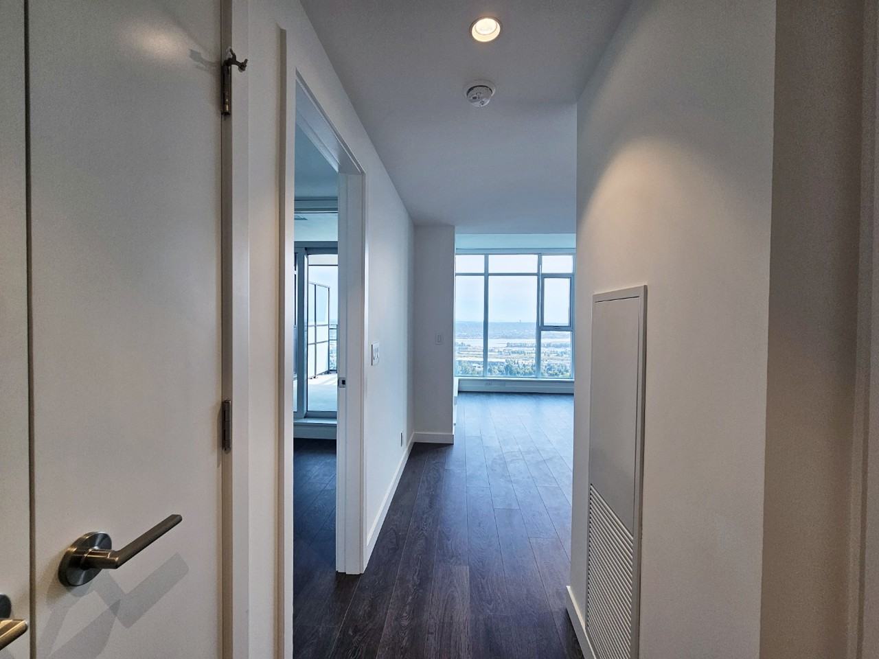 505 Nelson Street #21F - Photo 4 of 24