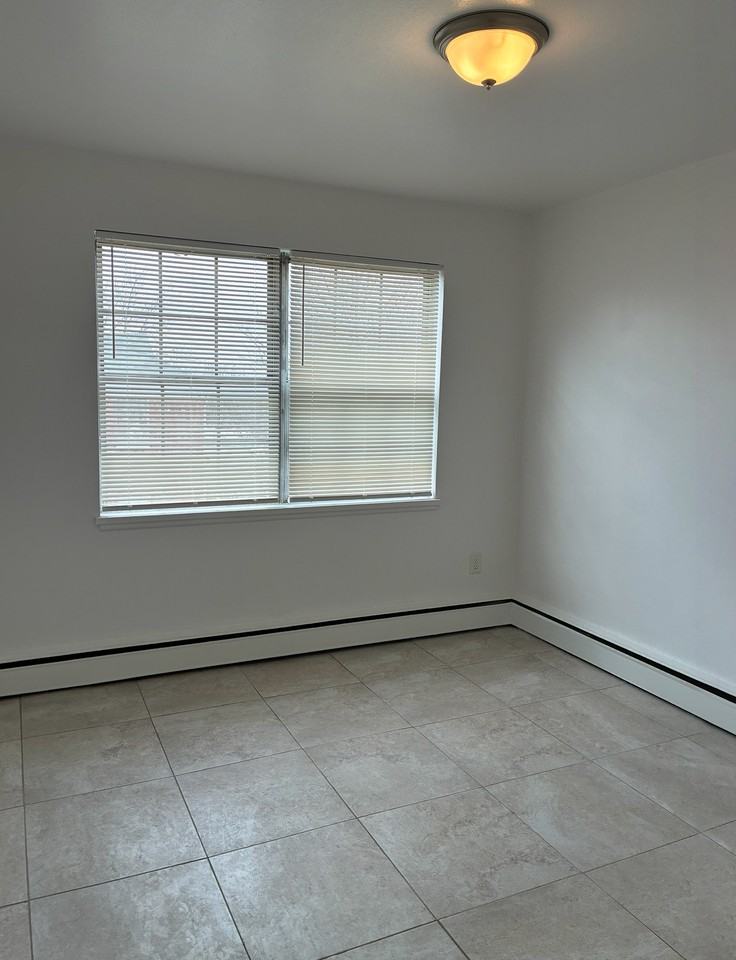 13605 Terrace Rd-5 #605-5 - Photo 6 of 18