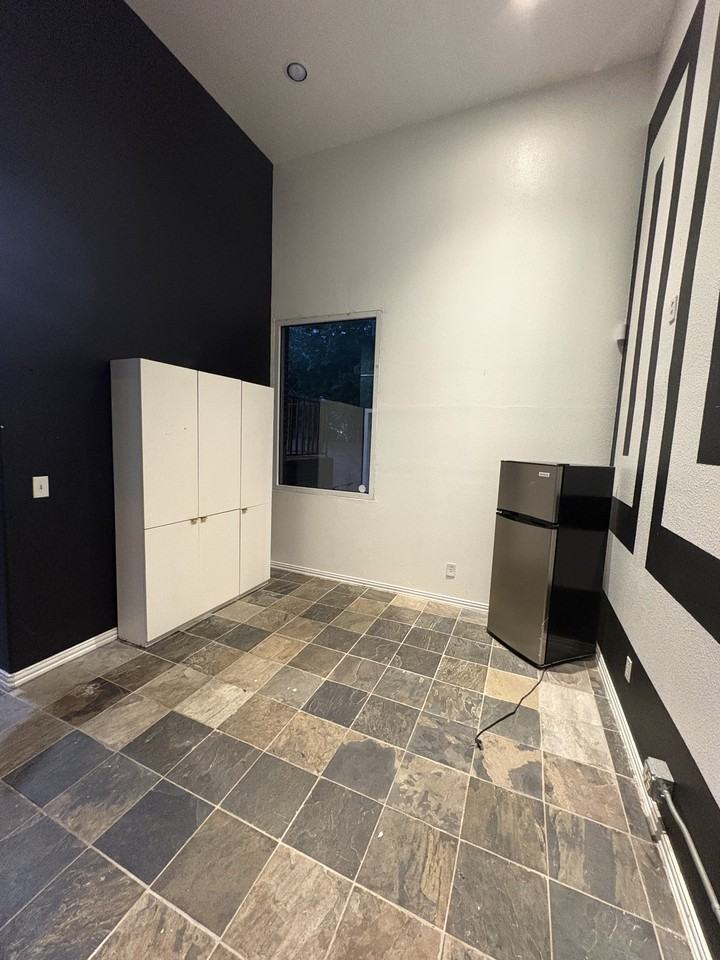 818 North Highway 67 - 102Suite 102 #102 - Photo 5 of 10