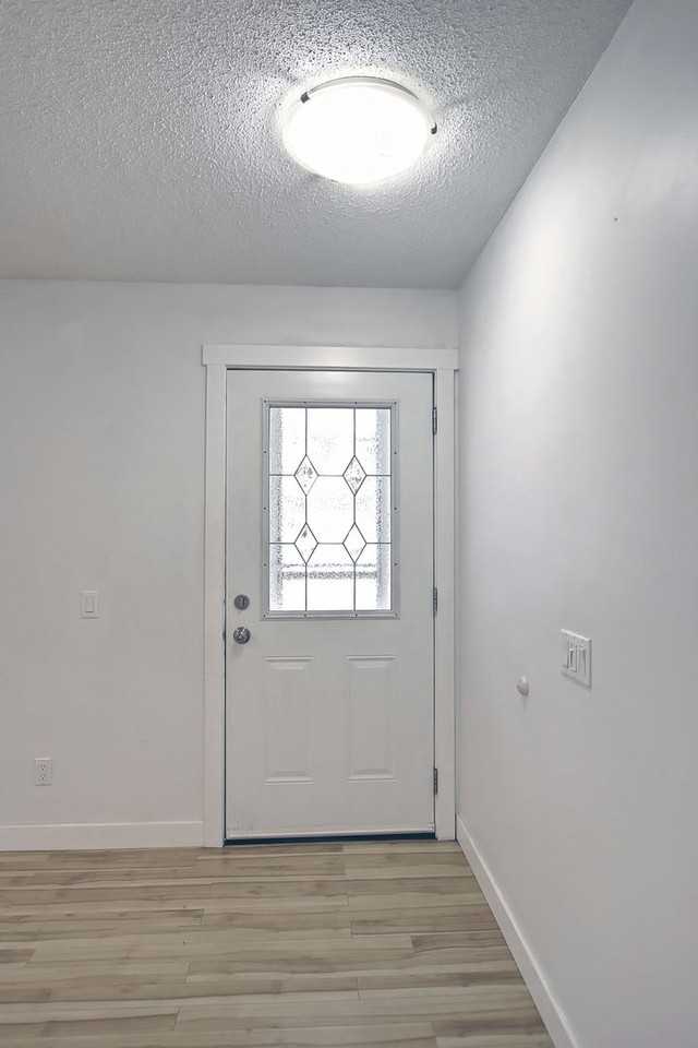 6607 Malvern Rd NE - Photo 5 of 47