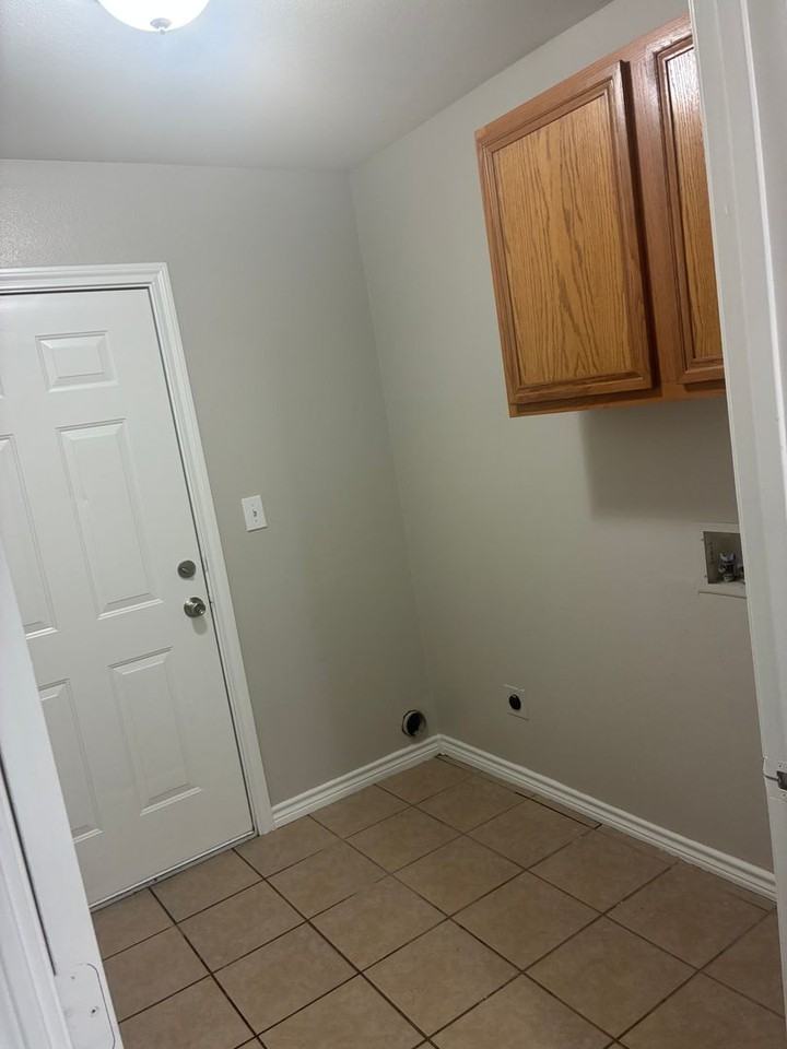 Dimora Village (DEV Borrower, LLC) - Photo 3 of 14