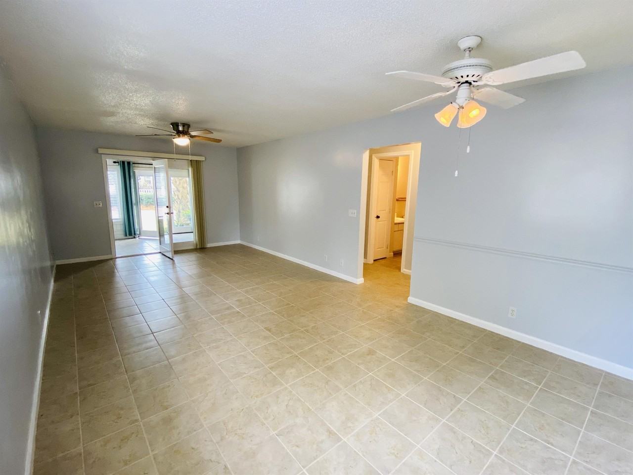 217 Bull River Bluff Dr #1 - Photo 4 of 22