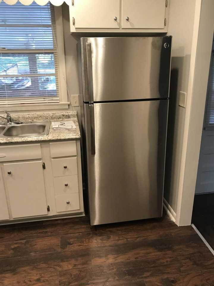 7620 Charlotte Dr Sw #1 - Photo 7 of 25