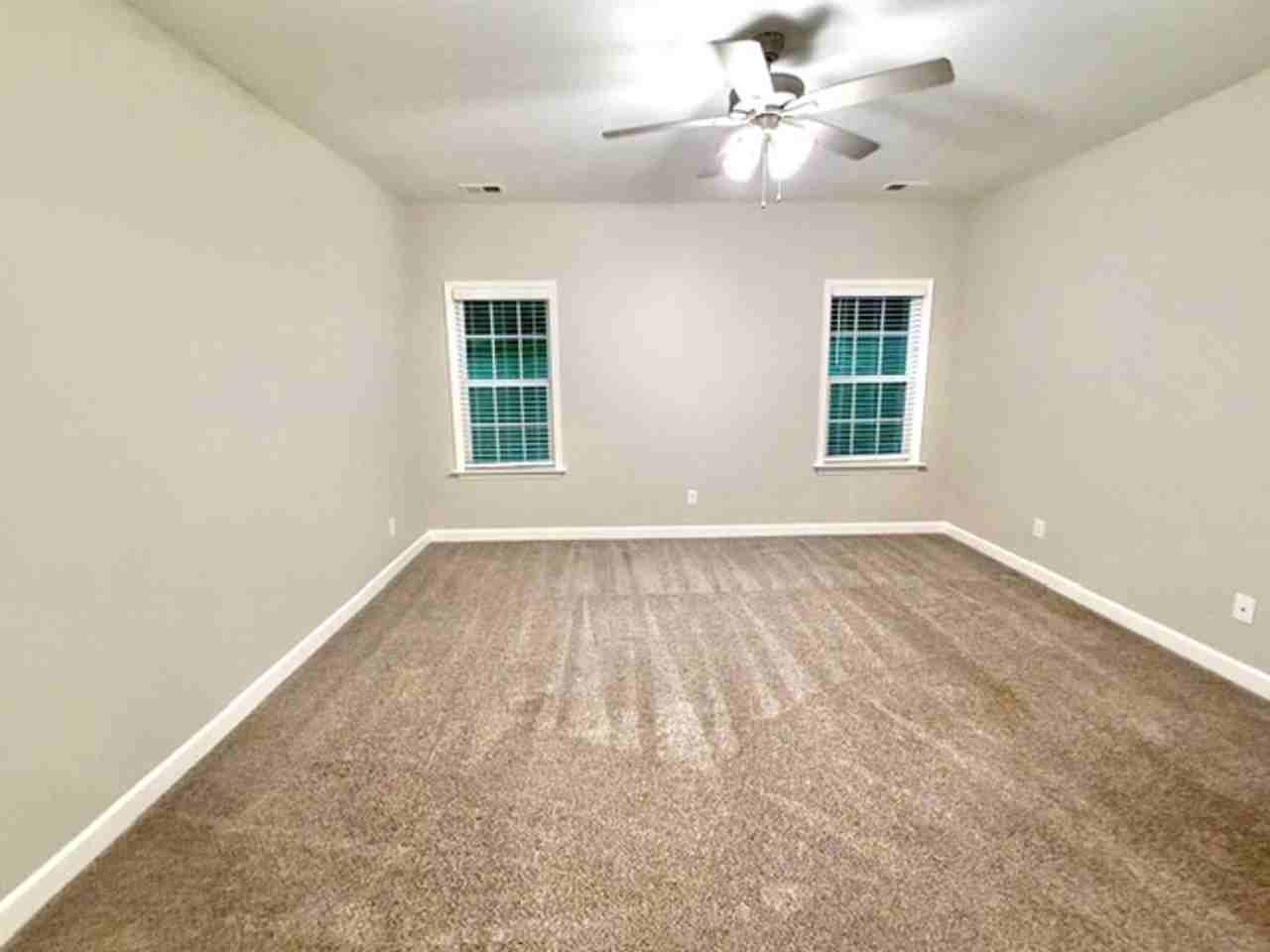 5592 Tucker Landing Dr - Photo 6 of 10