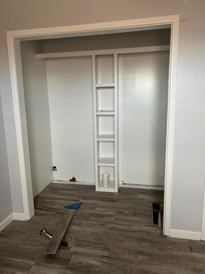 1520 E 2nd St - Photo 3 of 15