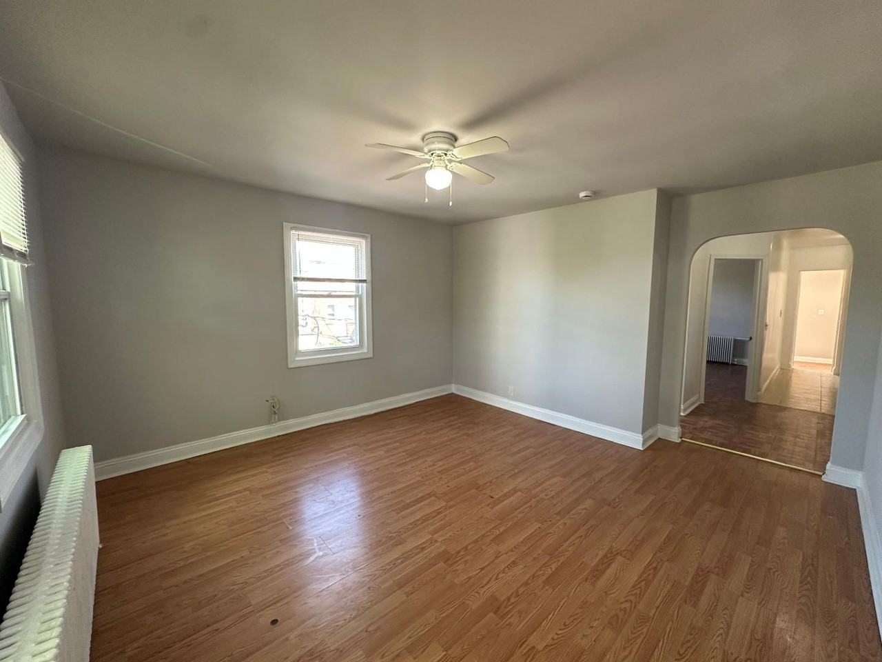 1025 17th St Ne - Photo 3 of 11