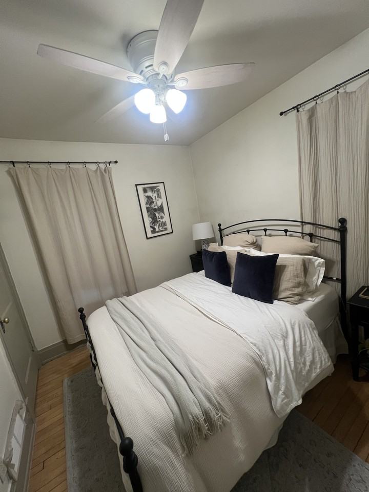2025 N Hubbard St #B - Photo 4 of 6