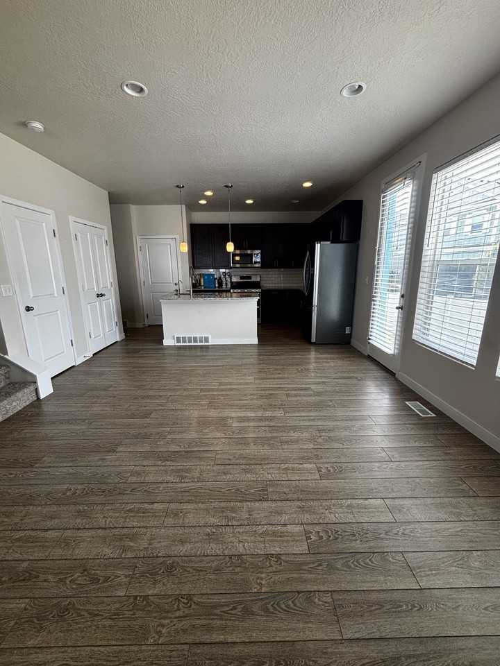 4478 W 2550 N #1 - Photo 5 of 38