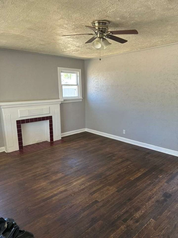 829 S Lipscomb St #1 - Photo 2 of 7