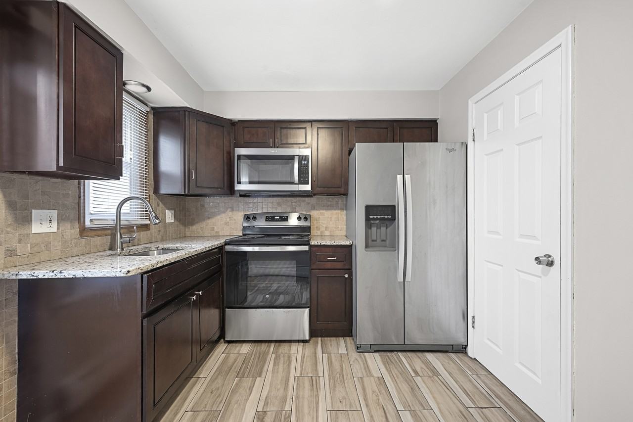 51623 Mound Rd #51623CUPG - Photo 2 of 10