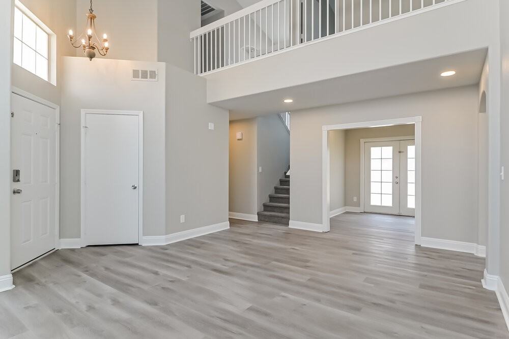 890 Single Tree Dr - Photo 5 of 17