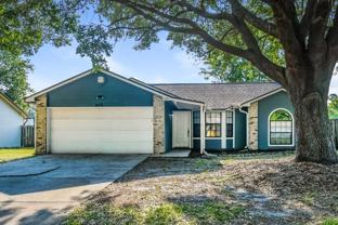 8155 Pineverde Ln - Photo 1 of 1