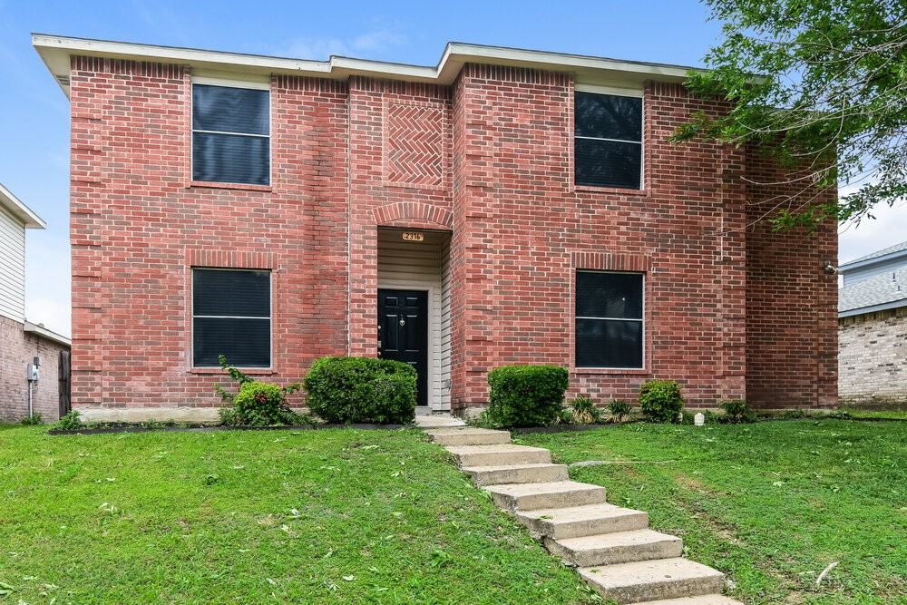 2316 Graystone Dr - Photo 4 of 17