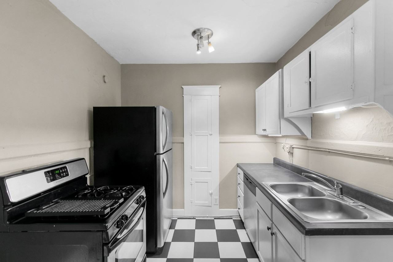 Flanagan Flats - Photo 3 of 6