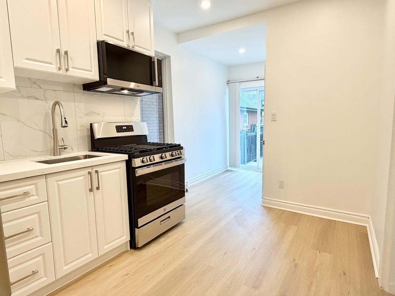 275 Lauder Avenue #1 - Photo 3 of 13