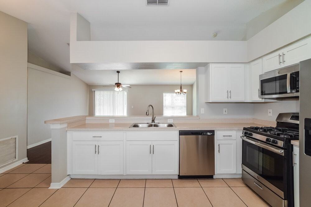 11837 Windflower Ct - Photo 6 of 16