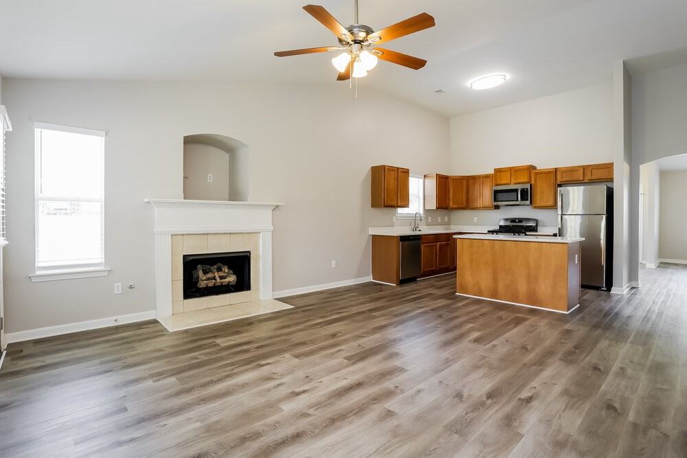 51 Camden Way - Photo 4 of 16