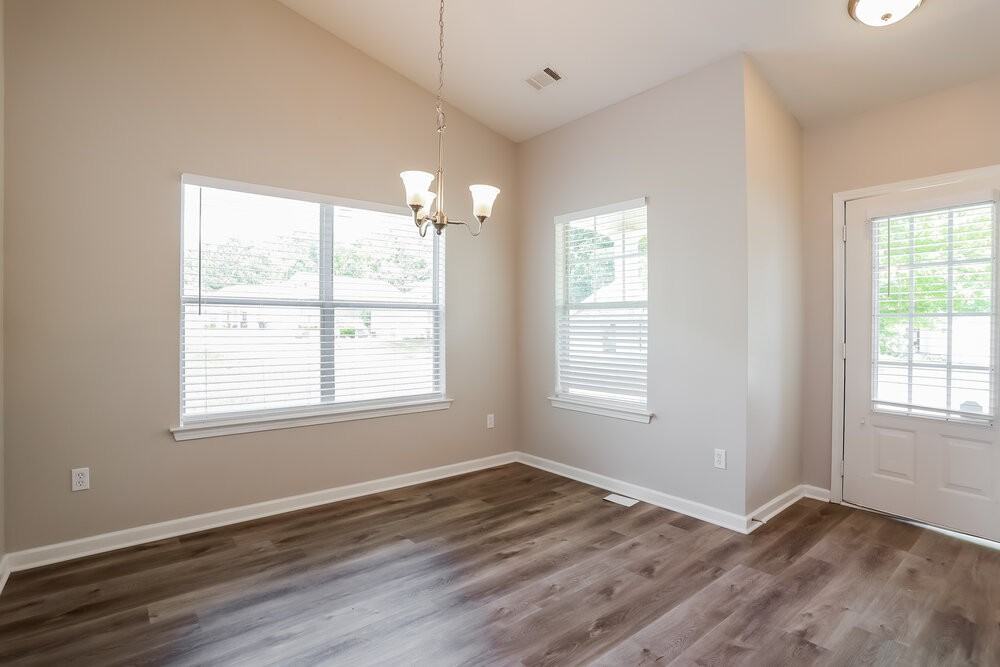 51 Camden Way - Photo 5 of 16