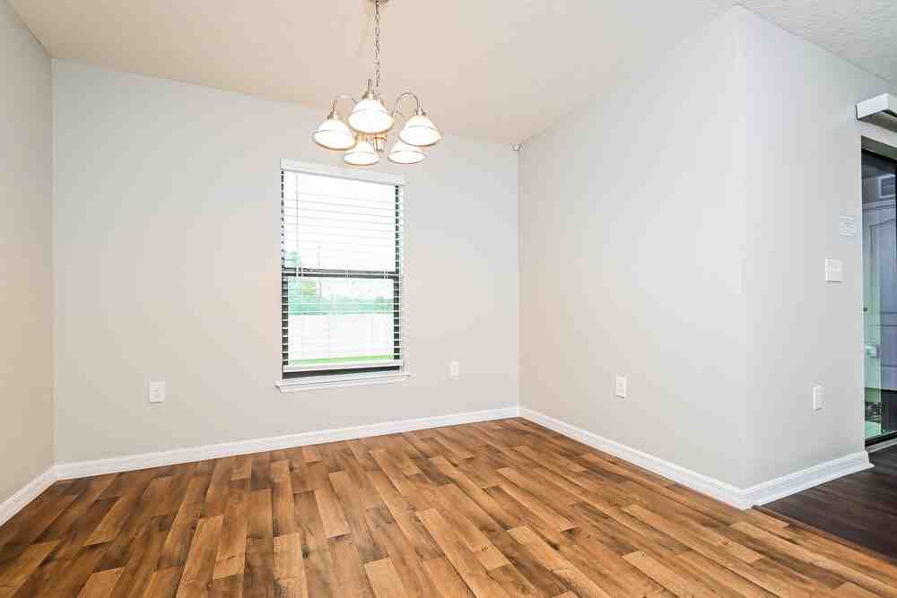 720 Chatham Walk Dr - Photo 6 of 16