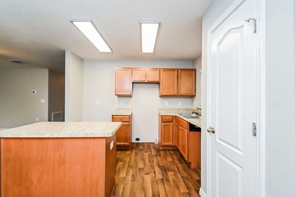 720 Chatham Walk Dr - Photo 7 of 16