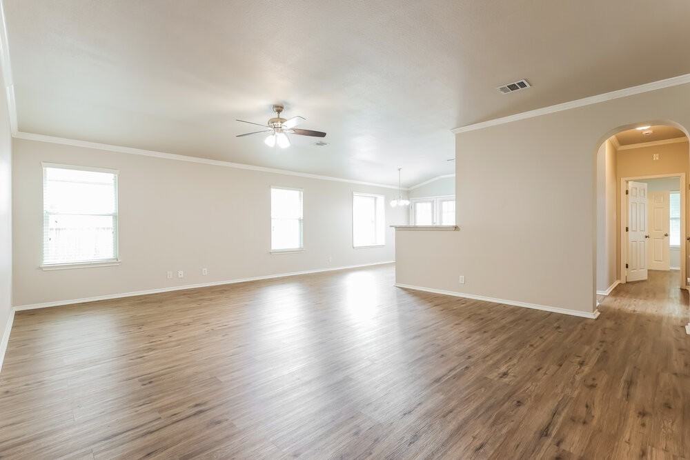 14819 Wilmington - Photo 3 of 16
