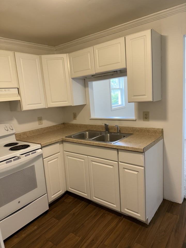 5009 Hoagland Ave #1 - Photo 5 of 11