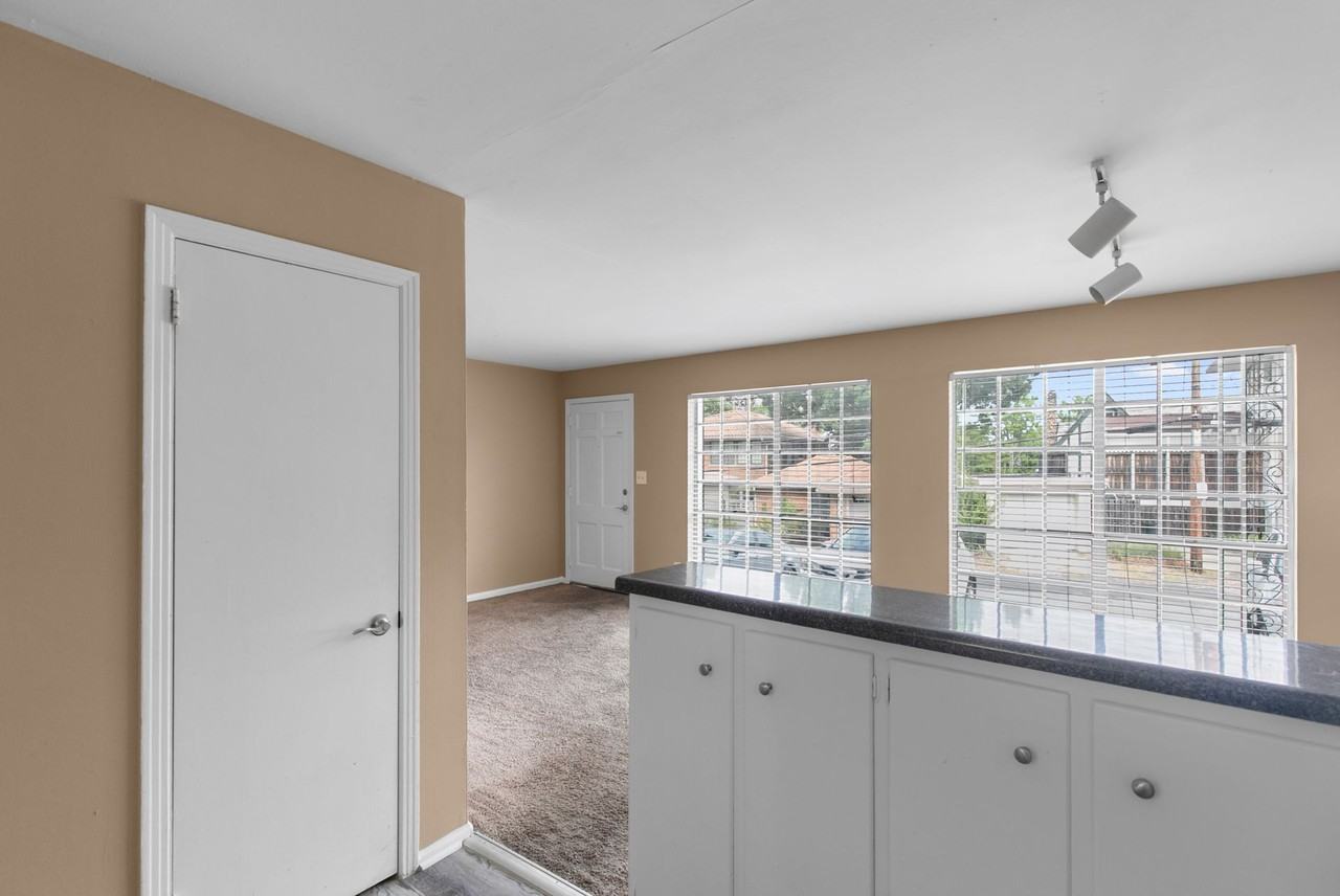 Cliff Place - Photo 5 of 5