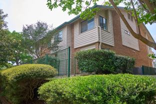 335 Harmony Ct - Photo 1 of 1