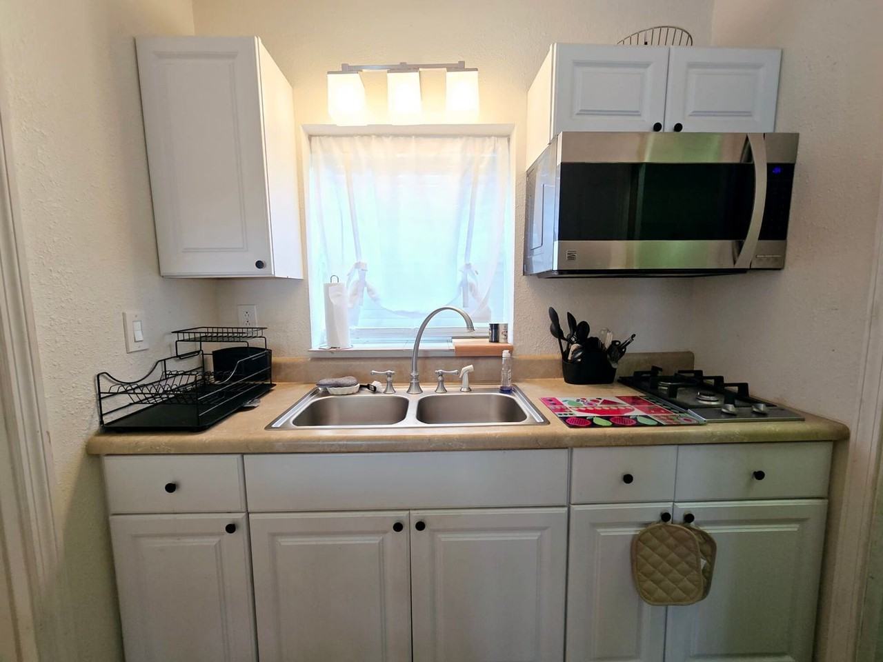 4805B Valhalla Ln - Photo 5 of 10