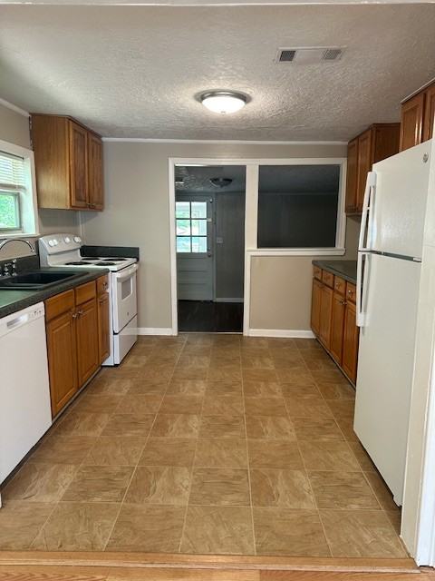 86114 Harry Green Rd - Photo 3 of 10