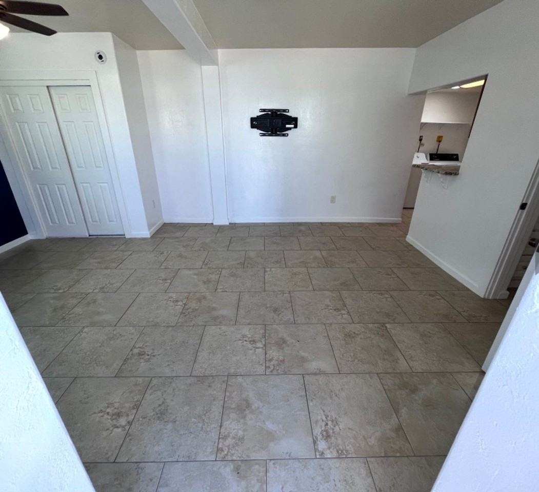 3713 S 7th Ave - Photo 4 of 15