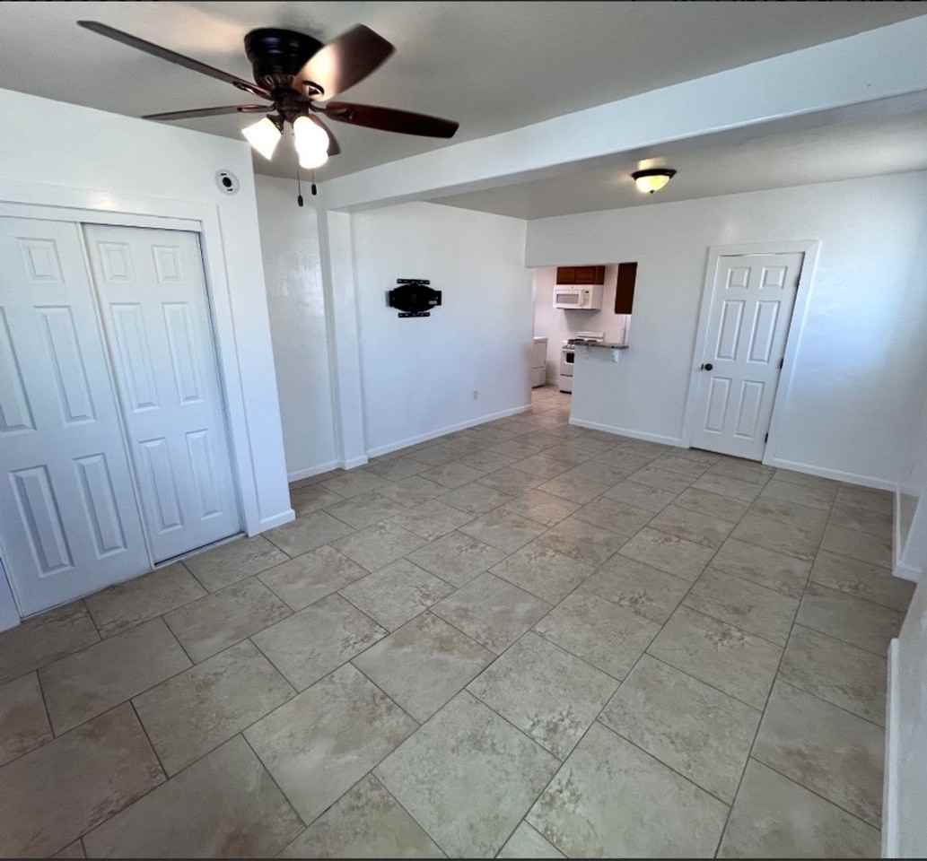 3713 S 7th Ave - Photo 5 of 15