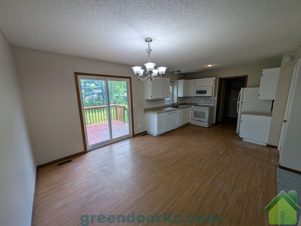 514 Kenneth Ln #514 - Photo 4 of 14