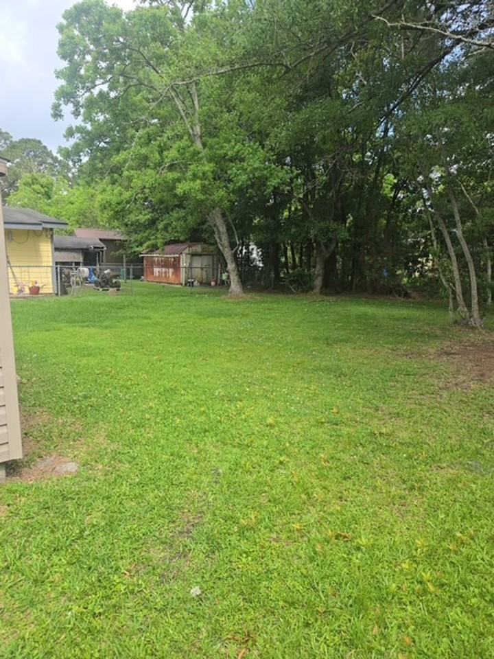 5443 Winona Dr - Photo 2 of 11