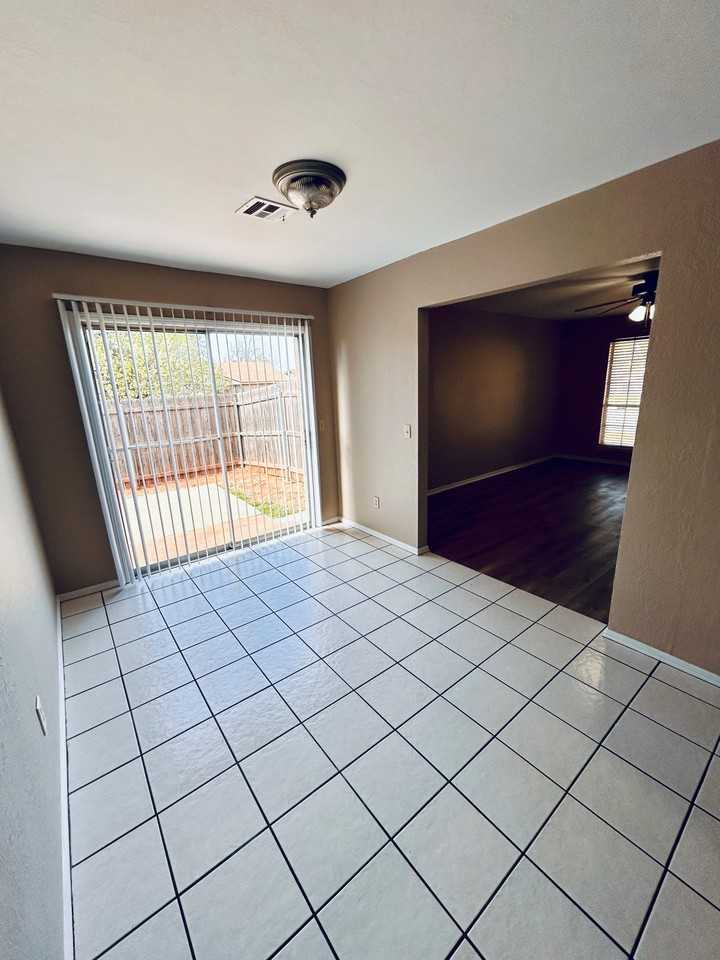 530 Wild Wind Rd #1 - Photo 5 of 23