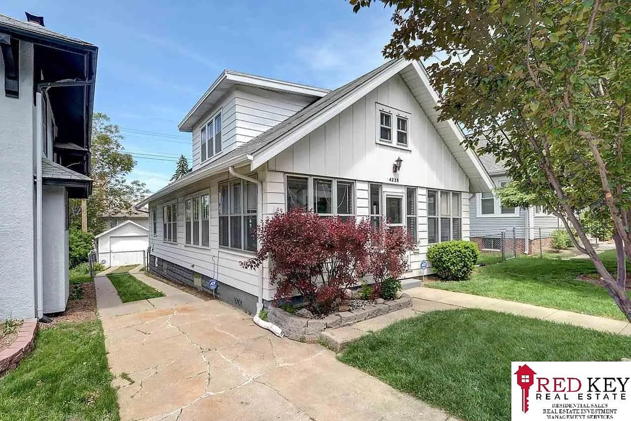4228 Mayberry St - Photo 2 of 15